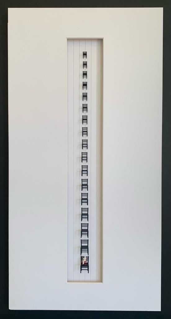 Juanita Oosthuizen_Size grading - Paper chair_52 x 27 cm